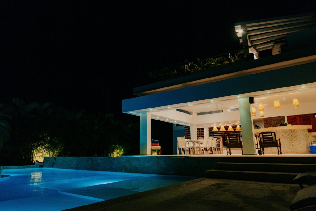 government travel solution–luxury travel elite services luxury villa rentals